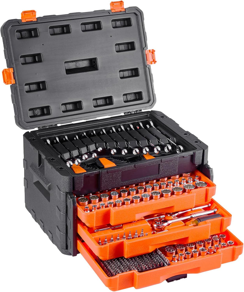 Mechanical tool kits and socket sets, consisting of 450 pieces, available in sizes of 1/4 inch, 3/8 inch and 1/2 inch, deep and standard socket types, conforming to the standards of the American Society of Automotive Engineers, with American metric m J9