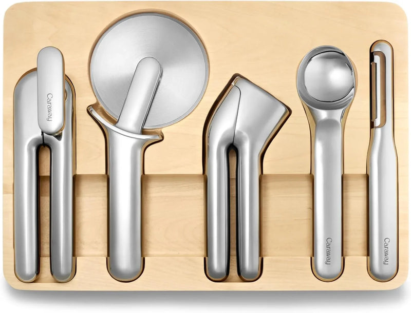 Kitchen Tool Set - Five-piece essential kitchen items - Made of stainless steel - Includes can opener, pizza cutter, garlic press, ice cream scoop, vegetable peeler and storage organizer box D4