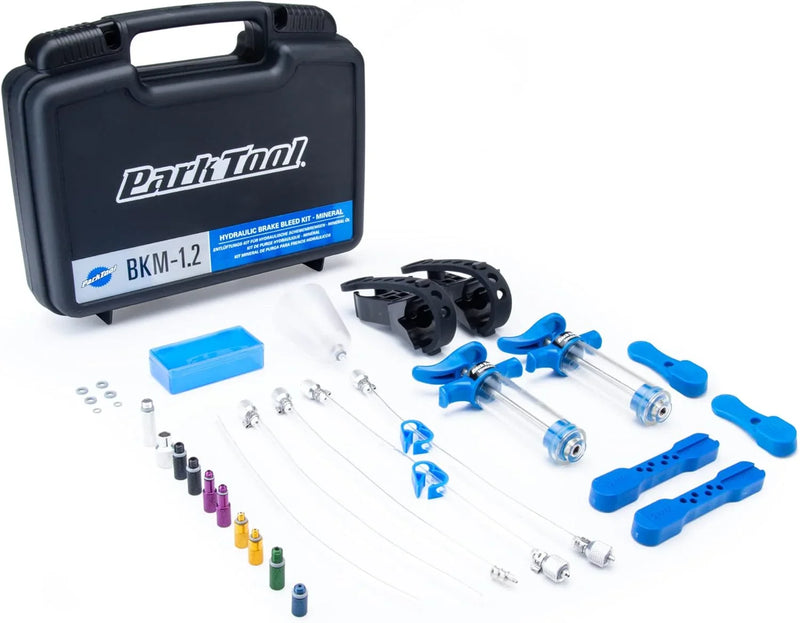 Hydraulic brake fluid discharge kit suitable for mineral oil C6
