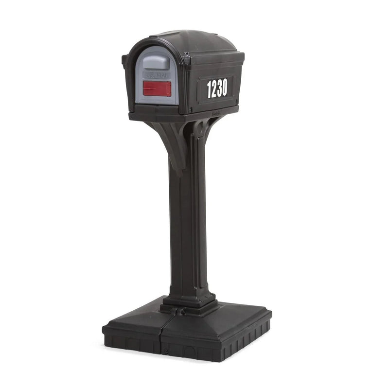 Classic Black Plastic Mailbox Q9