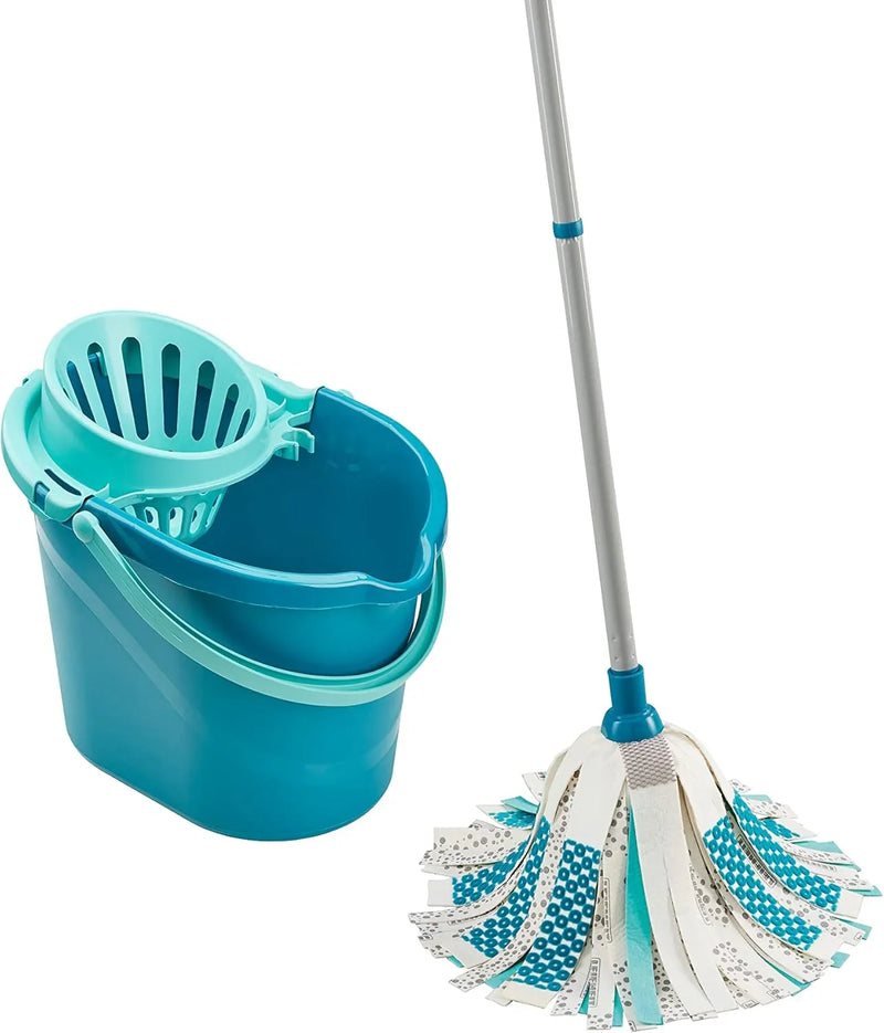 The all-in-one vacuum and mopping machine has dimensions of 45×35×120 centimeters and a capacity of 8 liters. Y2
