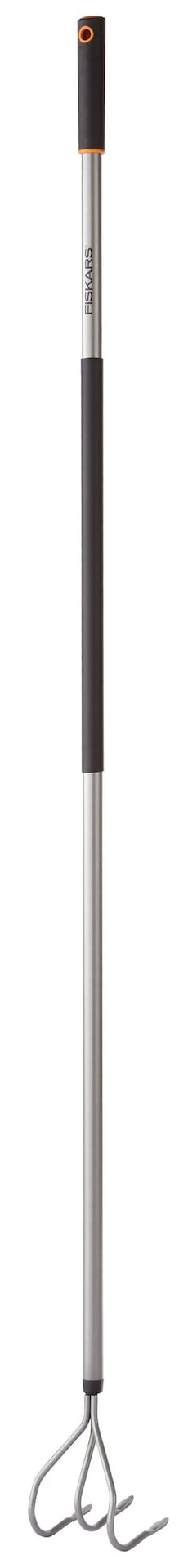 Fiskars Ergo Long Handle Aluminum Garden Cultivator, Residential/DIY Grade H9