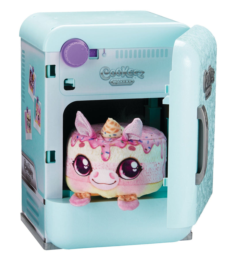 Moose Cookeez Makery Freezy Cakez Interactive Plush Playset, Ages 5+ G5