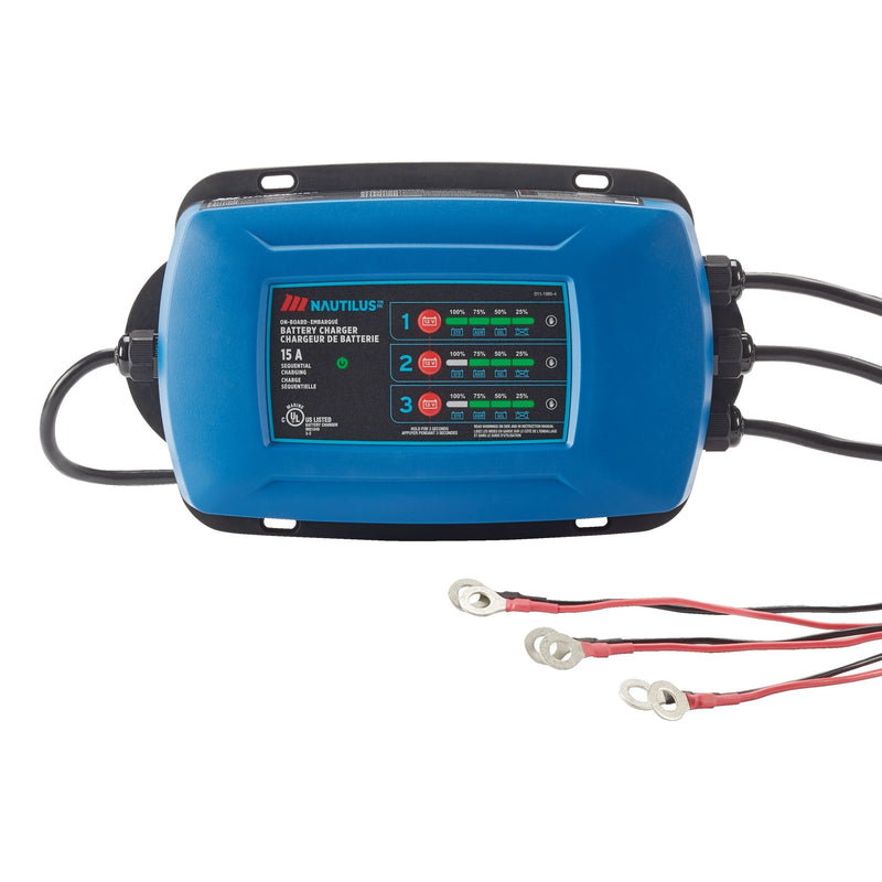 MotoMaster Nautilus 3-Bank Onboard Smart Battery Charger/Maintainer, Fully Automatic, 15-Amp, 12V B3