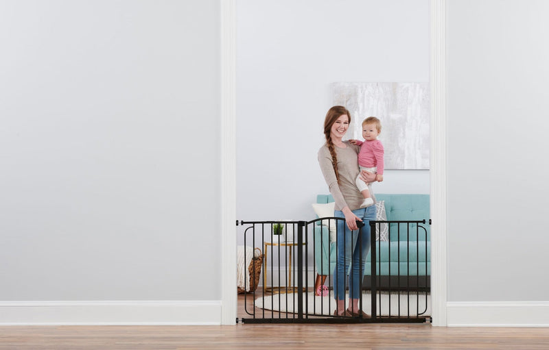 Regalo Home Accents Super Wide Safety Gate V5