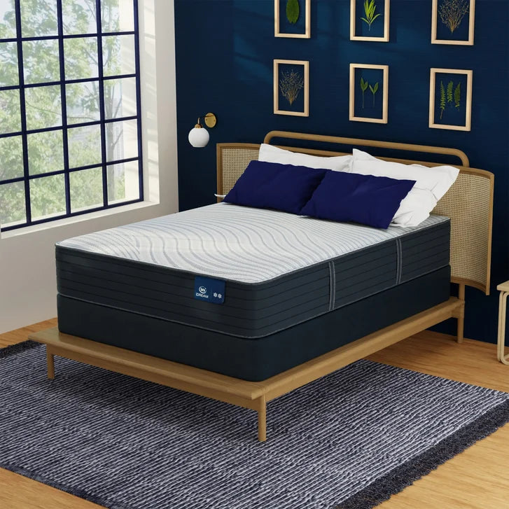 Serta iDream Upscale 30.5 cm (12 in.) Hybrid Mattress or Set T3