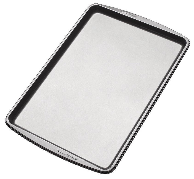 Wilton Essentials Non-Stick Baking Sheet, 10 x 15-in J4